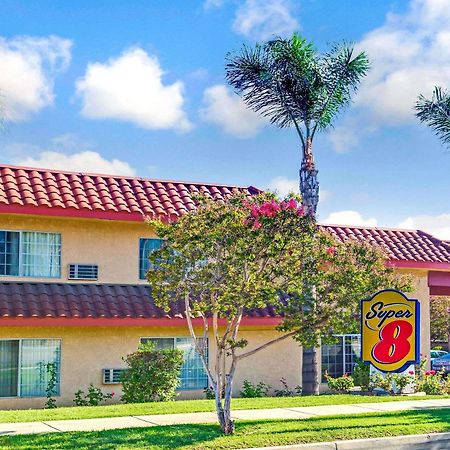 Super 8 By Wyndham Upland Ontario Ca Hotel Luaran gambar