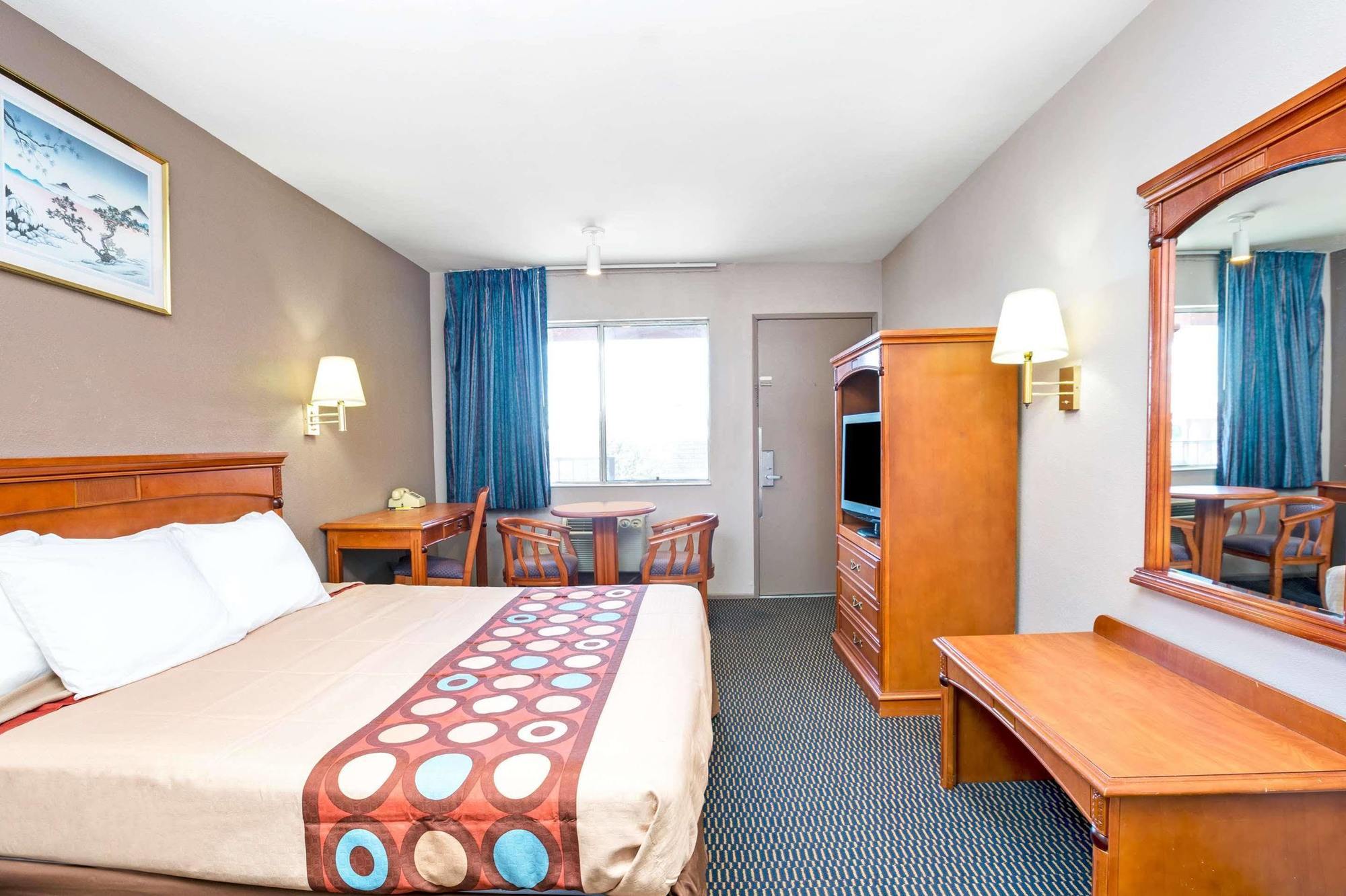 Super 8 By Wyndham Upland Ontario Ca Hotel Luaran gambar